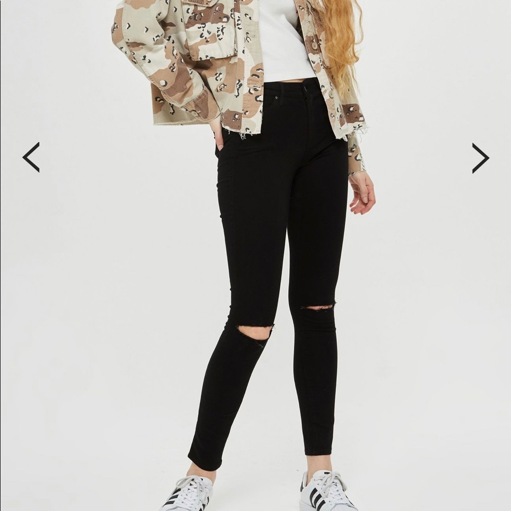 TopShop Black distressed Leigh Jeans